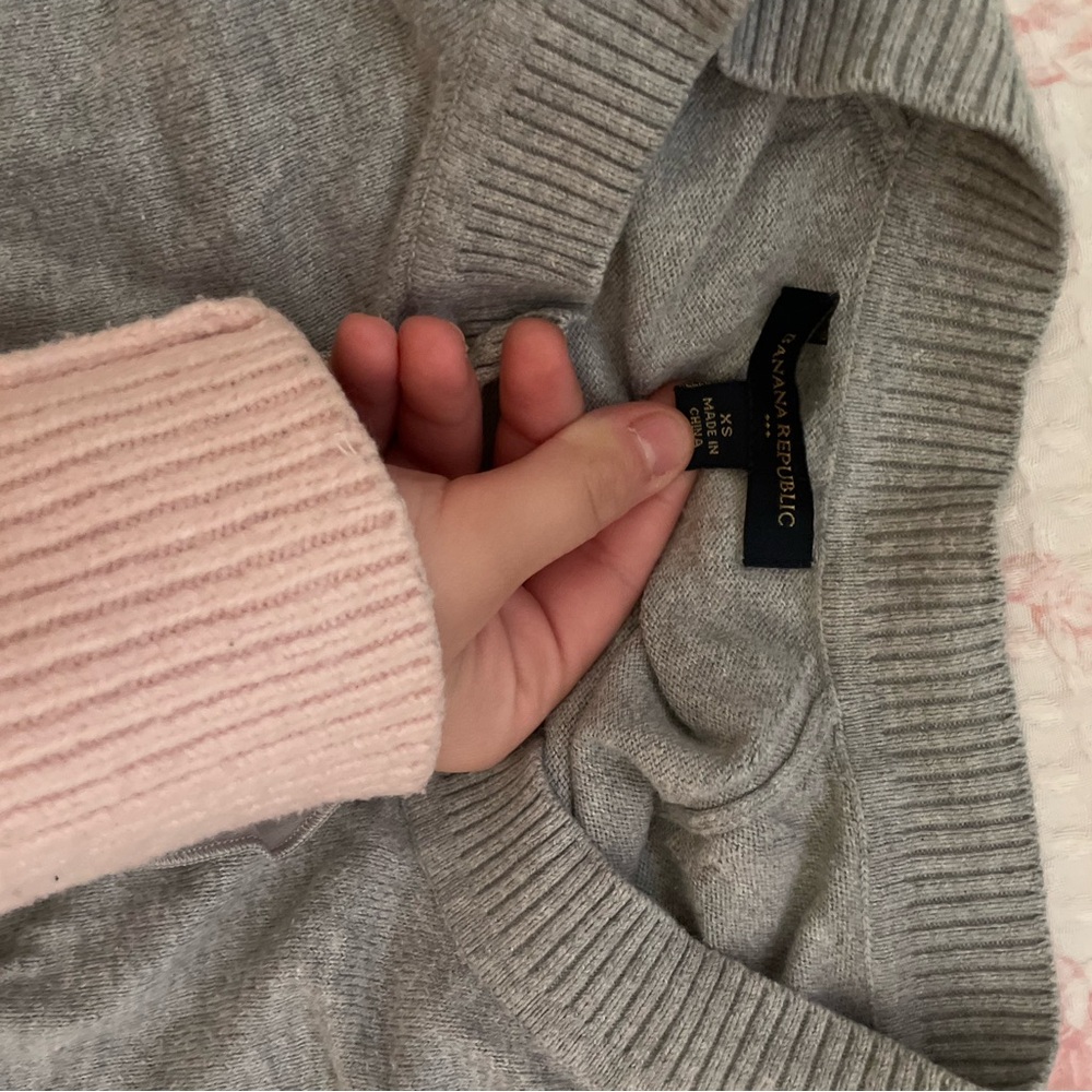 Banana Republic Gray Ruffle Cardigan - Picture 4 of 4